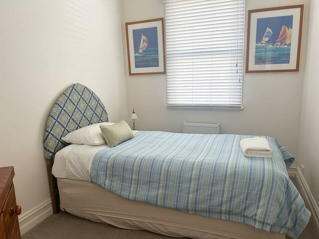 Middenway Port Fairy gallery image 5