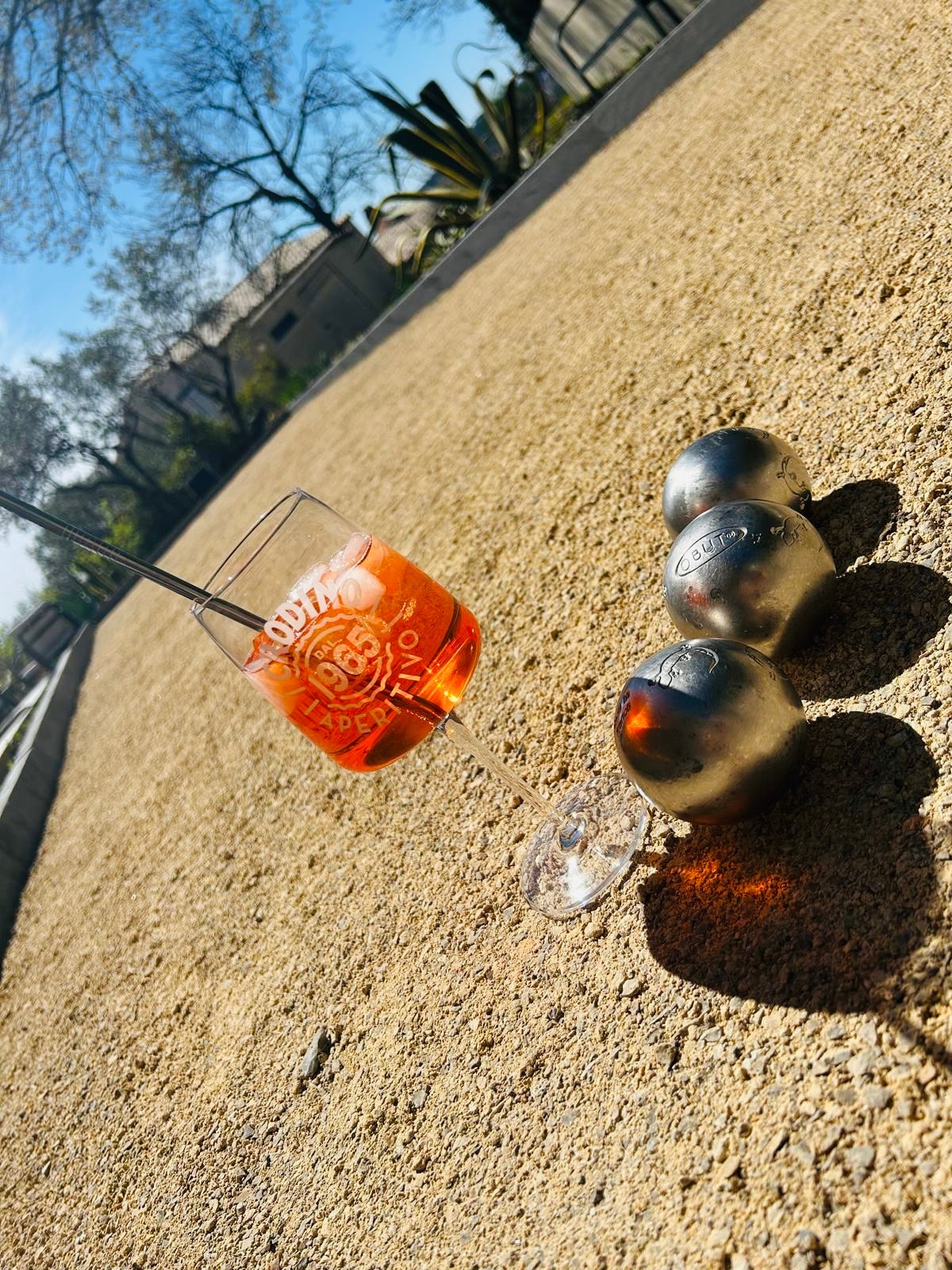 Aperitief en pétanqueballen