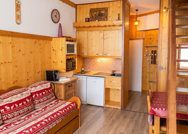 Homerez - Apartment In Les Menuires. - Les Menuires