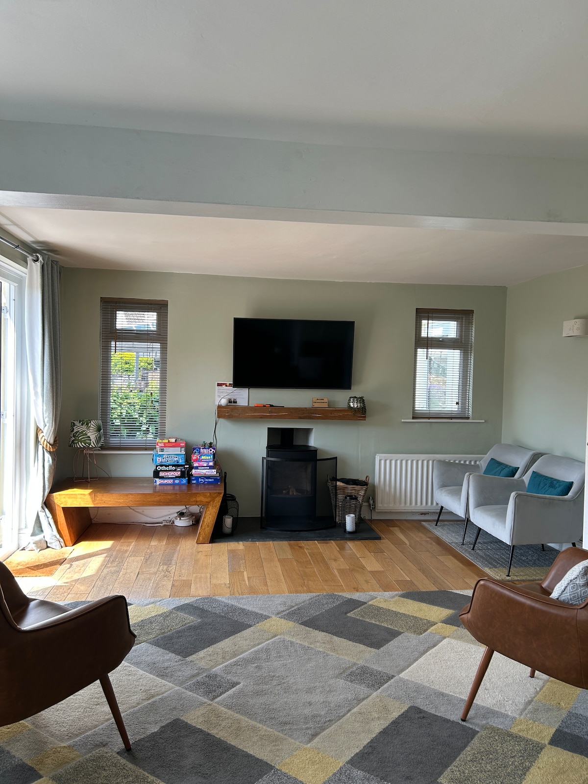 Top Airbnb: 4BR Pet-Friendly House nr Beach w/Garden & Parking in Combe Martin