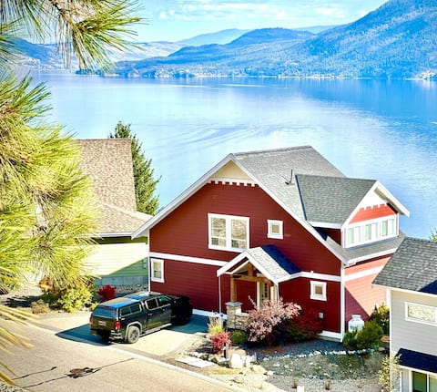 The Red Haus Okanagan Lake view resort home