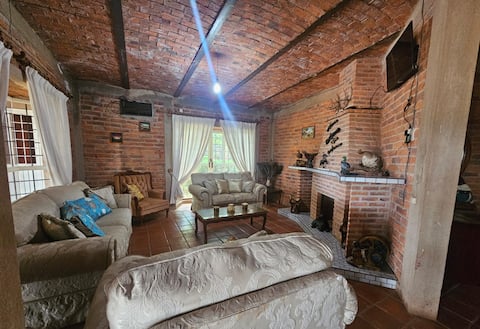 Successful Airbnb property: Beautiful Loma Country House in Tepatitlán De Morelos