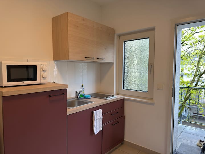 Junik- Cozy City Apartment In Krefeld/ Near Messe - Krefeld