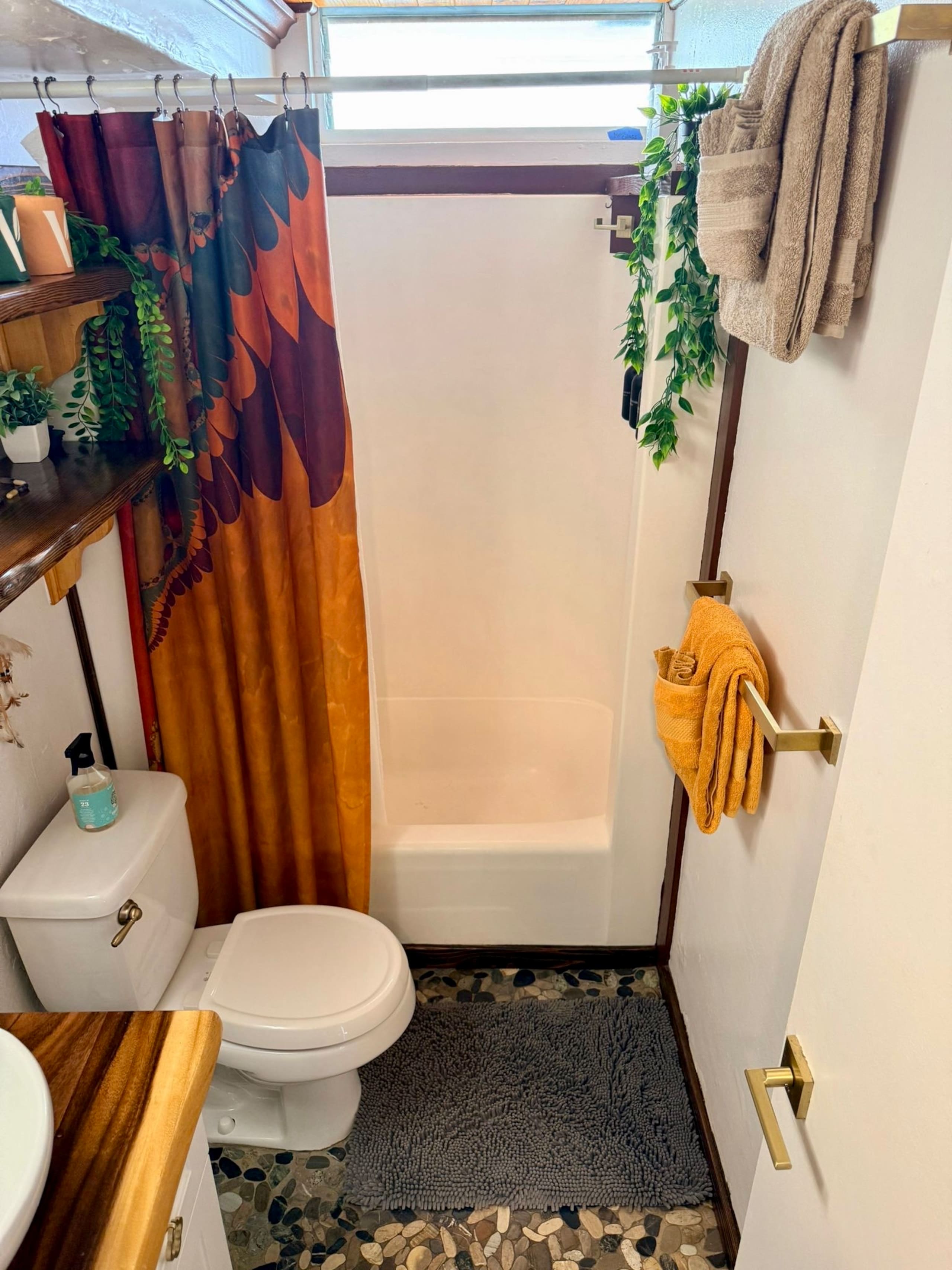Condo in Honolulu · ★4.84 · 1 bedroom · 1 bed · 1 private bath - Image 15