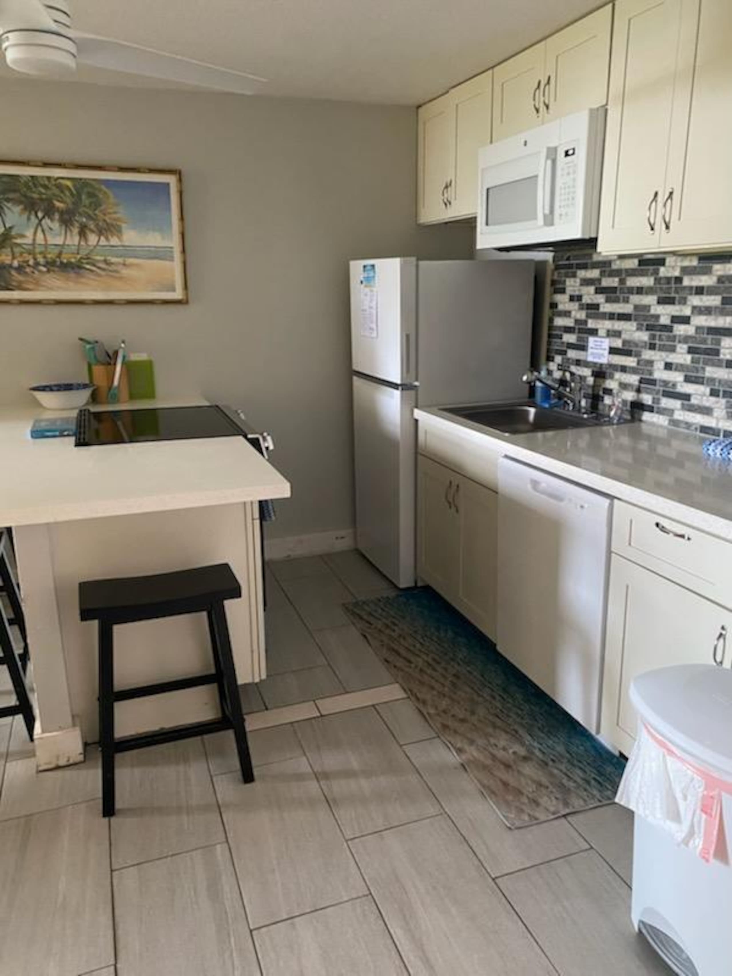 Condo in Hauula · ★4.67 · 1 bedroom · 2 beds · 1 bath - Image 4
