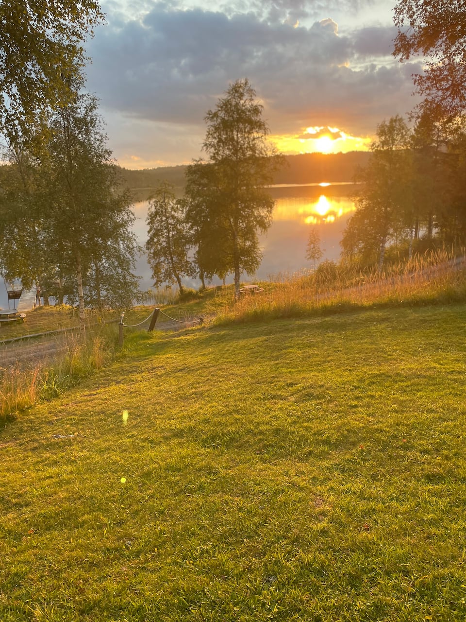 A lakeside cottage up a forest track, Arnsjön, Sweden, photo 9 of 10