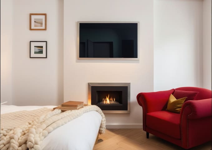 A spacious 3-Bedroom appartment in Mayfair gallery image 4