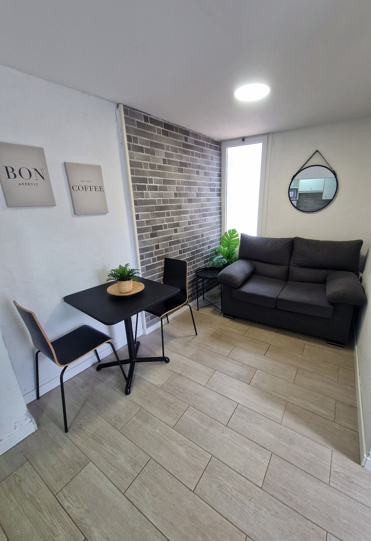 Top Airbnb: Dorotea's Little House à Frontera