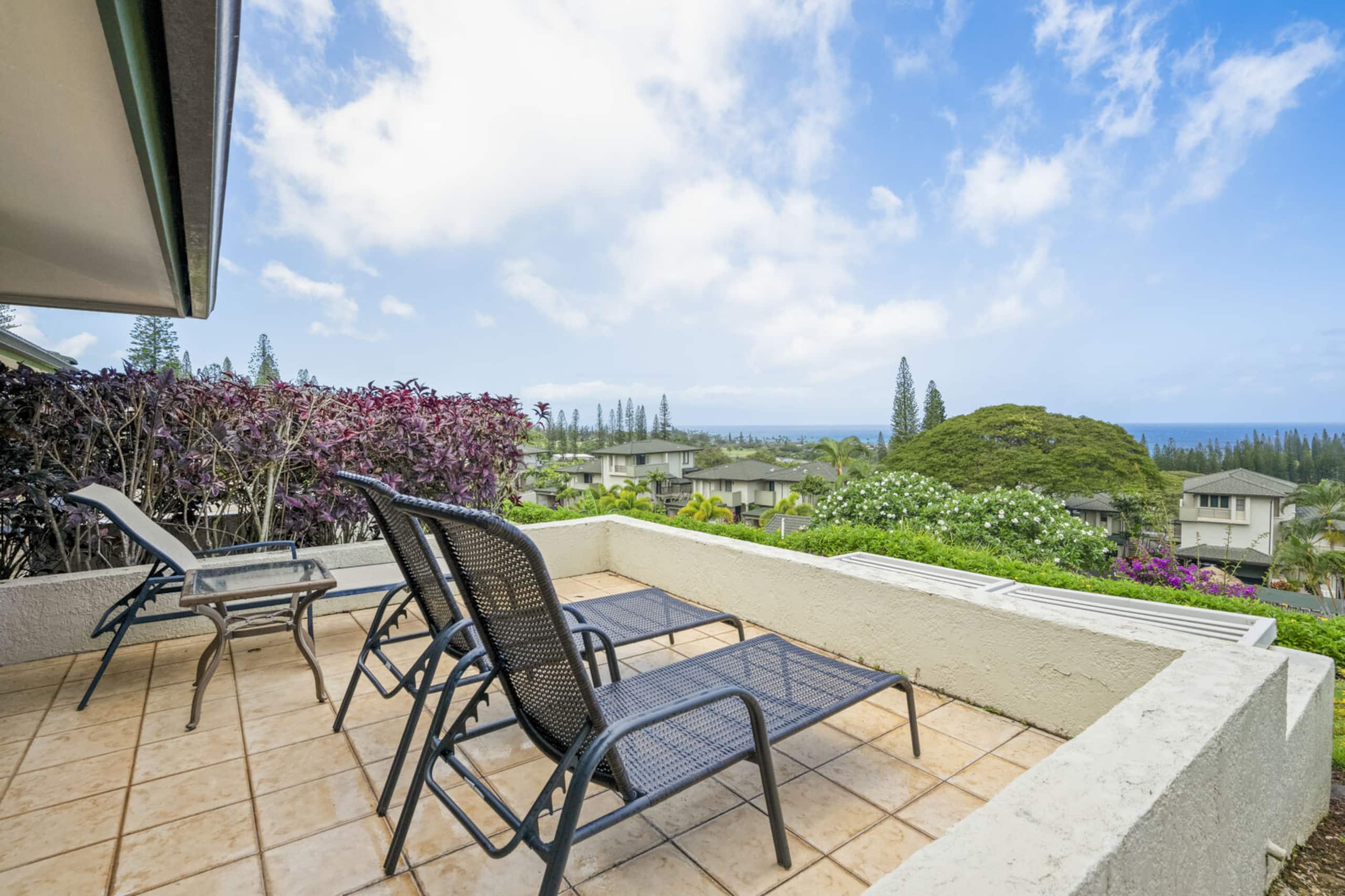 Condo in Lahaina · ★5.0 · 1 bedroom · 2 beds · 2 baths - Image 32