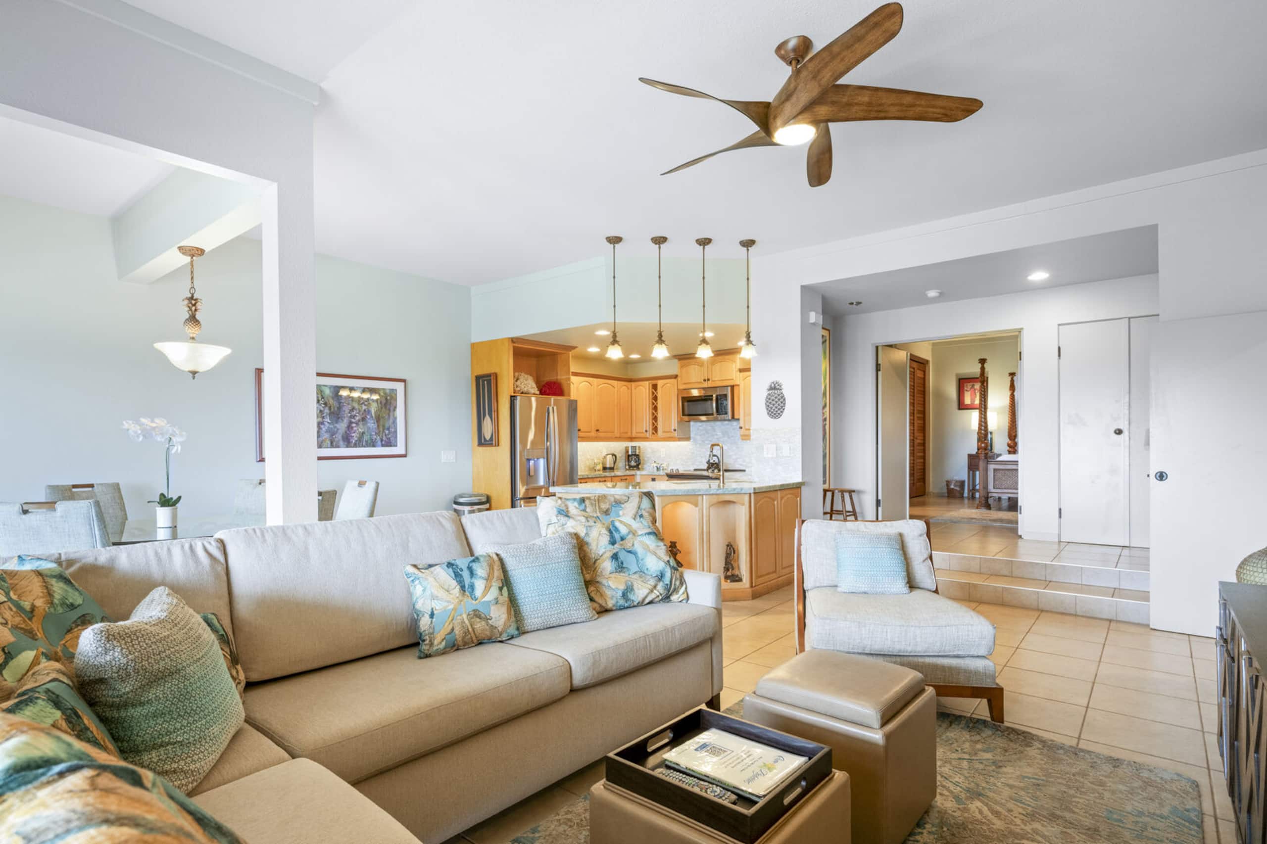 Condo in Lahaina · ★5.0 · 1 bedroom · 2 beds · 2 baths - Image 3