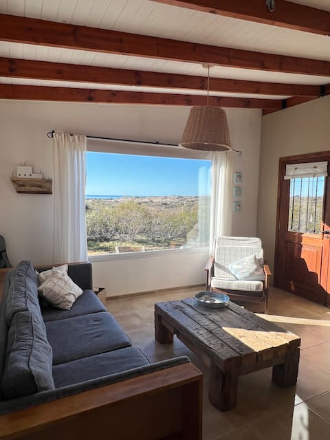 Top Airbnb: Los Piruchos, in front of Piedras Coloradas in Las Grutas