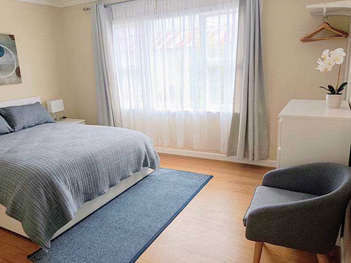 Chambre 1 avec lit Queen Size