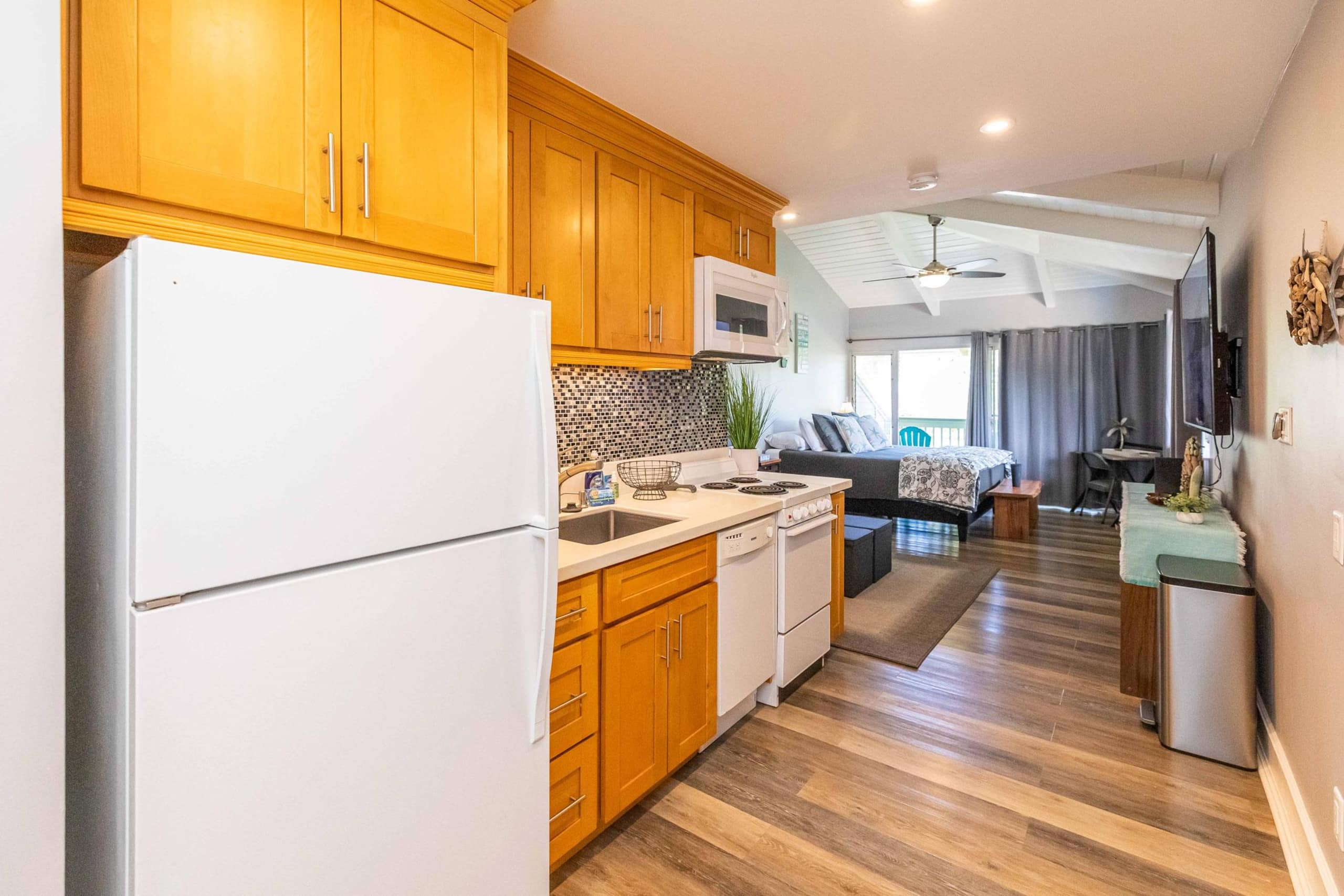 Condo in Kihei · ★4.75 · 1 bedroom · 2 beds · 1 bath - Image 13