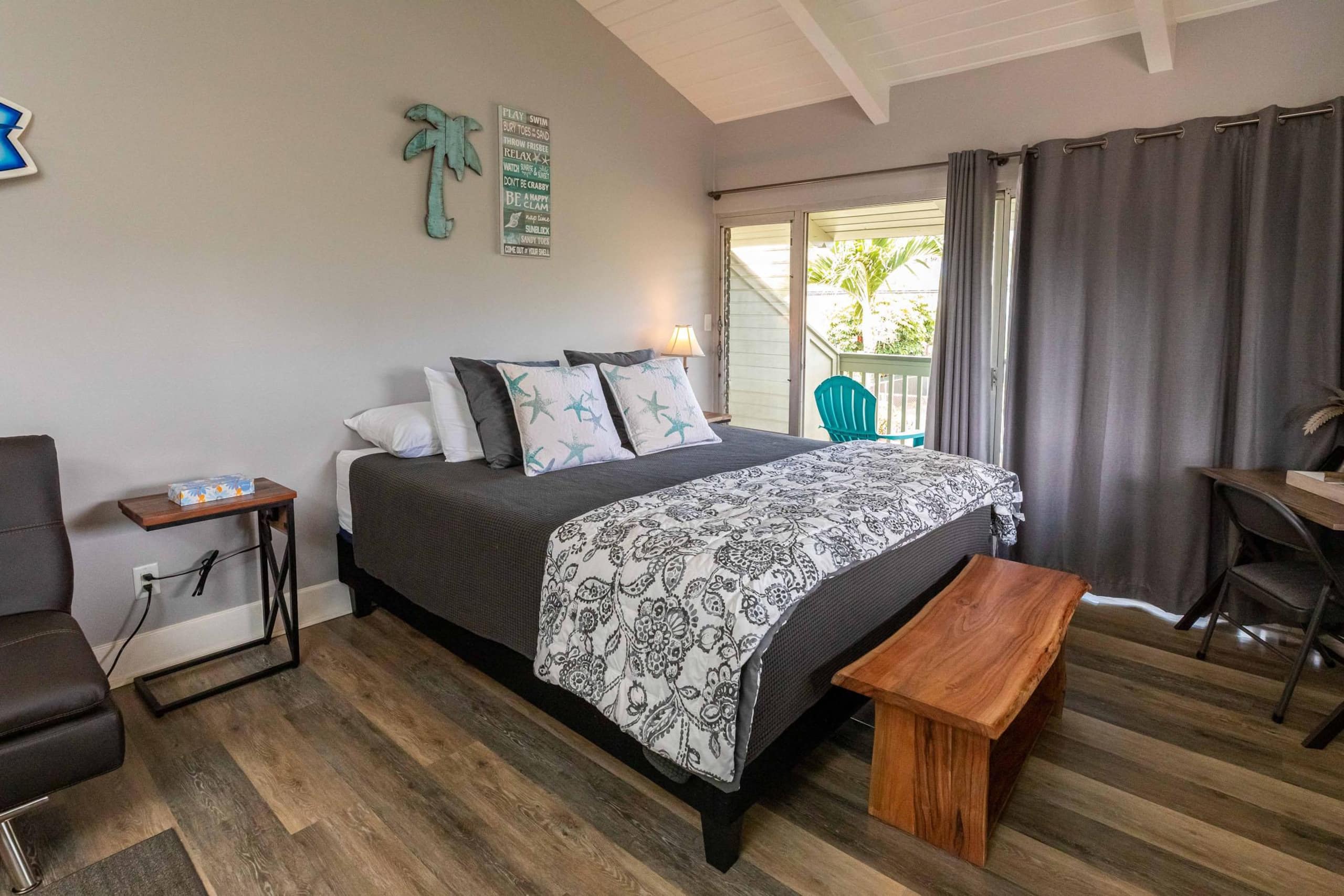 Condo in Kihei · ★4.75 · 1 bedroom · 2 beds · 1 bath - Image 4