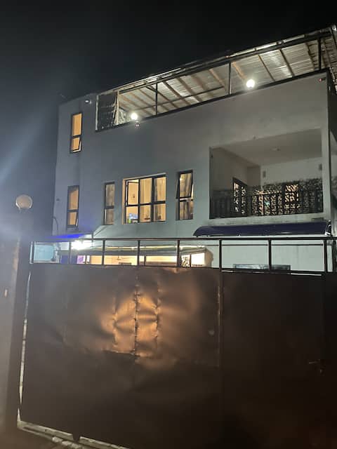 Terasz | Villa + Rooftop: 4Bedrooms (05 beds)