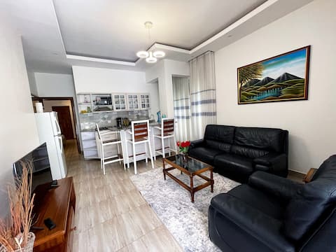 Modern 2 BR  apartment with AC