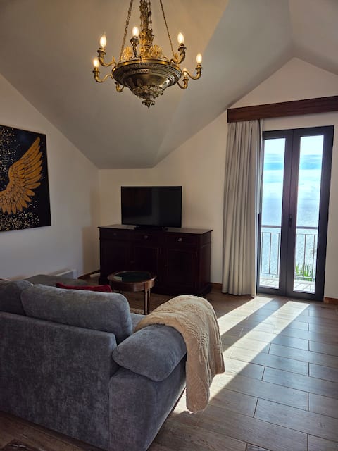 Top Airbnb: Ocean View Madeira 1 em Canhas