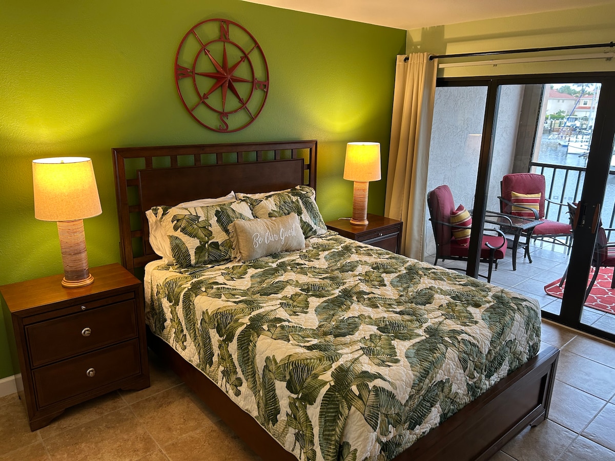 Brand new queen mattress and bedroom set Jan 2025