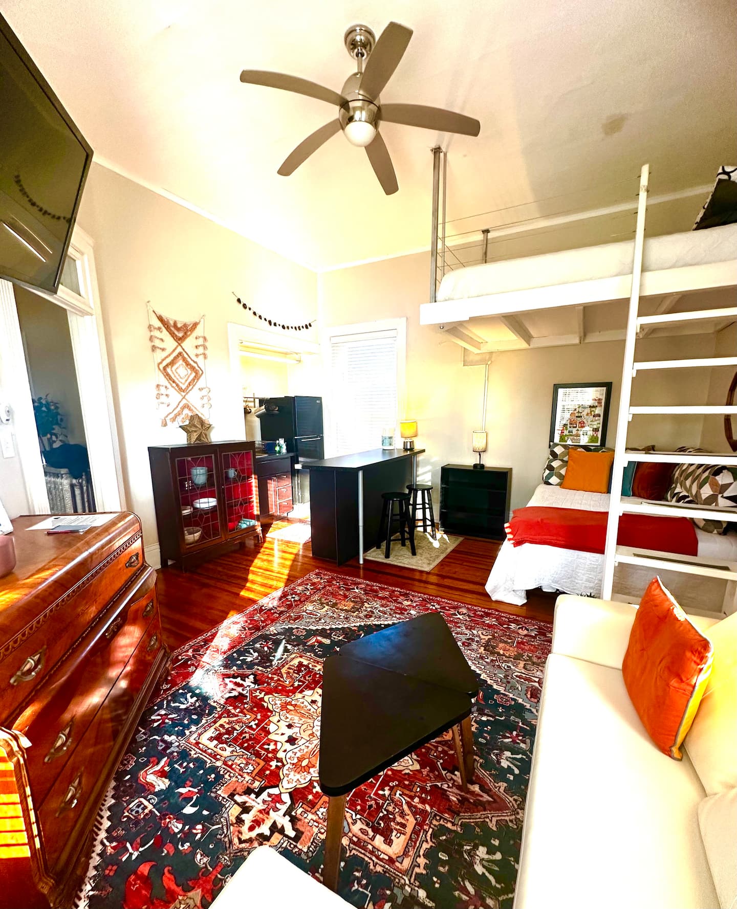 Louisville, KY Vacation rentals & Airbnb | cozycozy