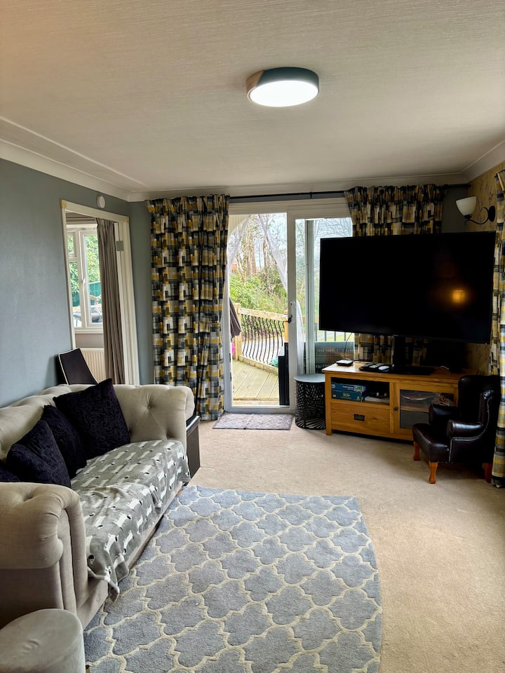 2 Bedroom Cabin Spectacular Views - Dunoon