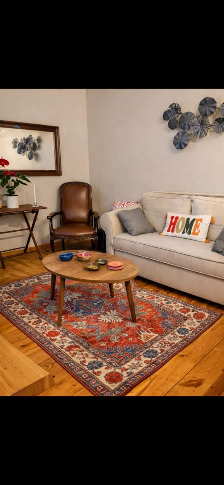 Quiet 2br Home • 1st Floor • Historic Galata - Karaköy