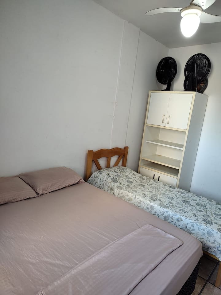 غرفة النوم 2