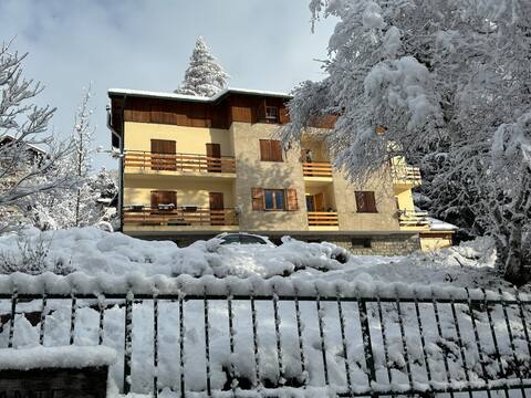 Temù - Sunny house with large garden