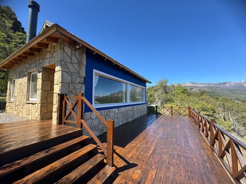 Valleescondido with a view of the lake and golf course