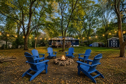 KING Beds, Remodeled Home, FastWIFI, FamilyGetaway