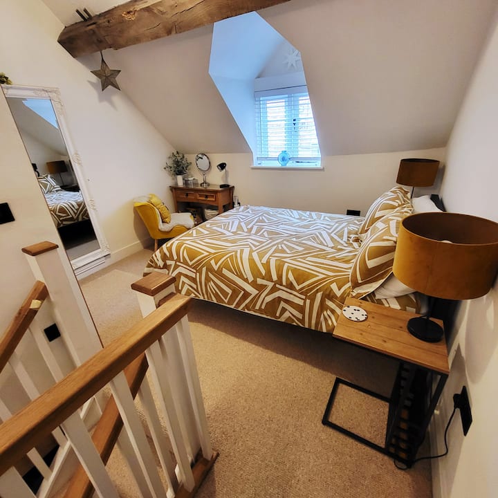 We have a double bed, and our duvets are Devon Duvets luxury British alpaca wool.