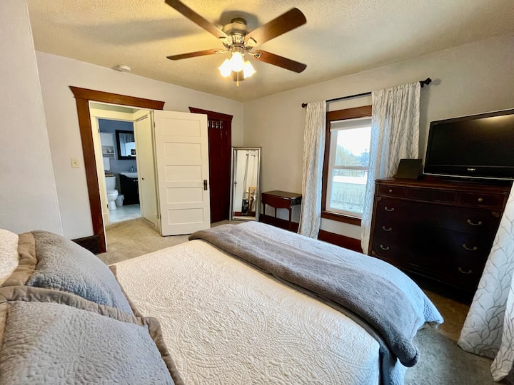 საძინებელი 1