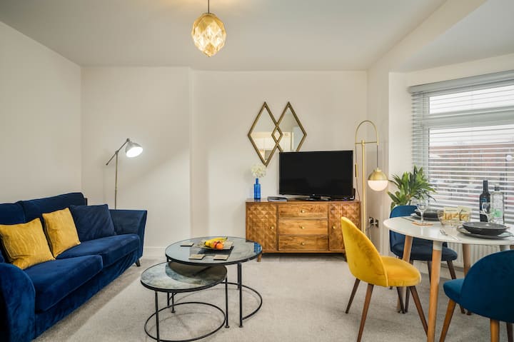 Executive 2 Bed | 2 Bath | Work Trips + Parking - Doncaster