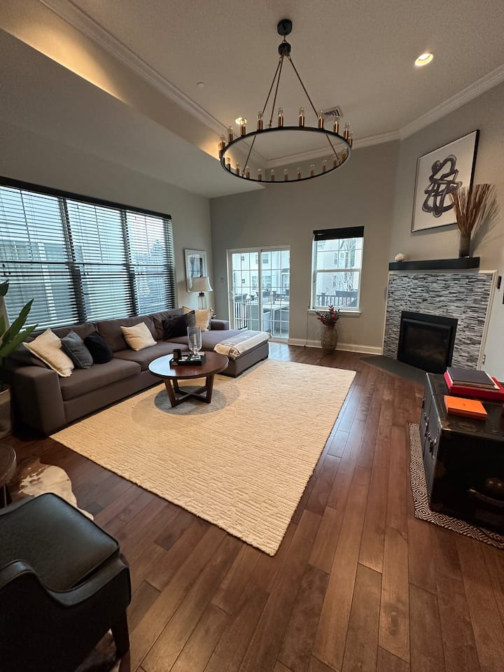 Townhouse In Conshohocken - Conshohocken, PA
