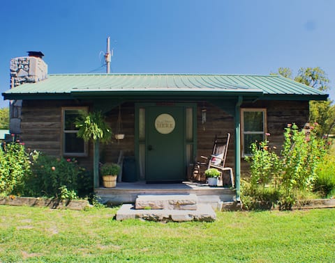 Cabin at Bullskin Creek