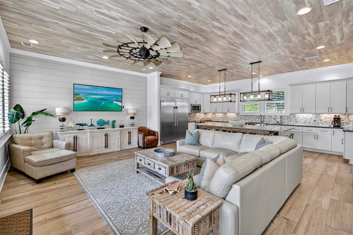 Sandy Bottoms: Free Golf Cart, Walk To Beach, Heated Pool, Game Room, Bunk Rooms - ニスビル, FL