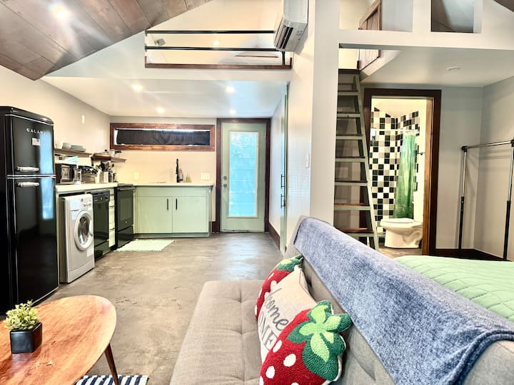 Three Bed Loft + Patio | 10 Minutes To Downtown - アメリカ ヒューストン