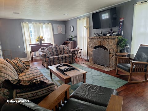 Newly Renovated Bungalow with Cozy Gas Fireplace