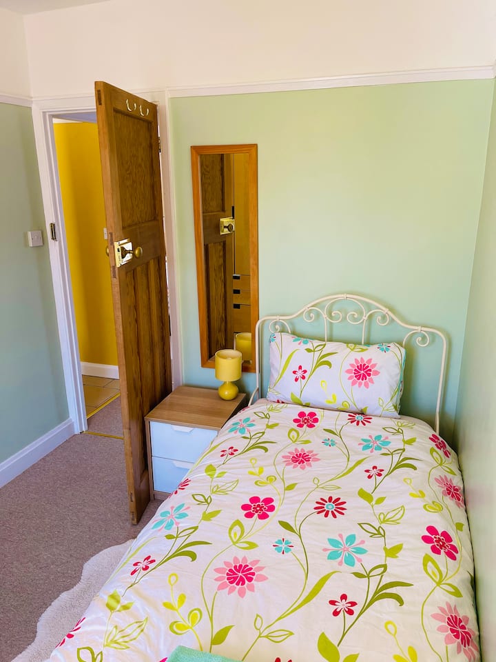 საძინებელი 2