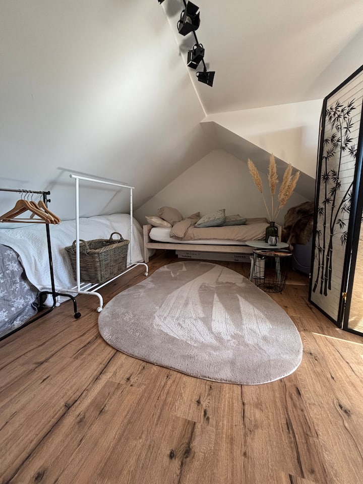 Gehele Woning, Twee Slaapkamers - Uitgeest