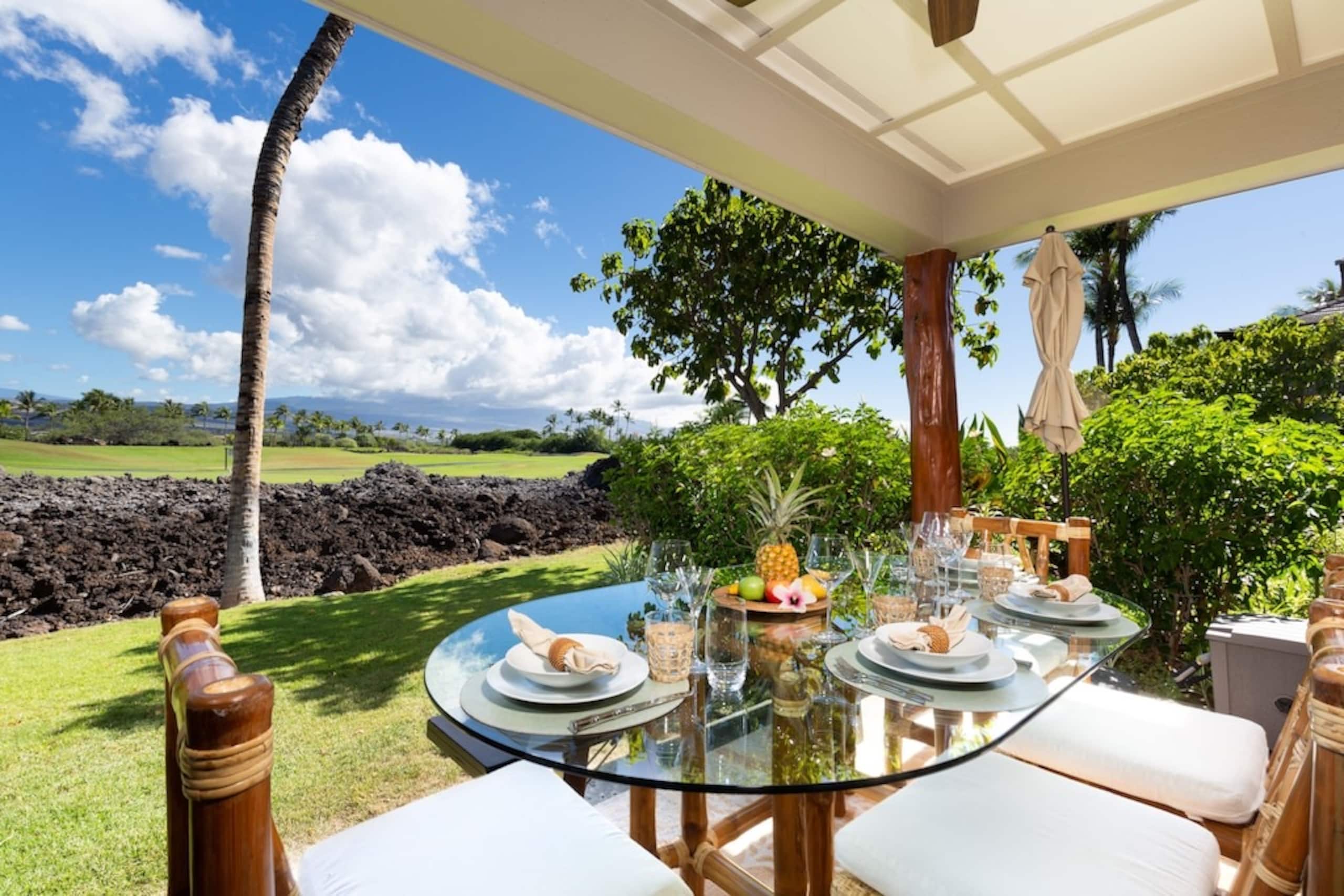 Townhouse in Waimea · ★5.0 · 3 bedrooms · 3 beds · 3 baths - Image 1