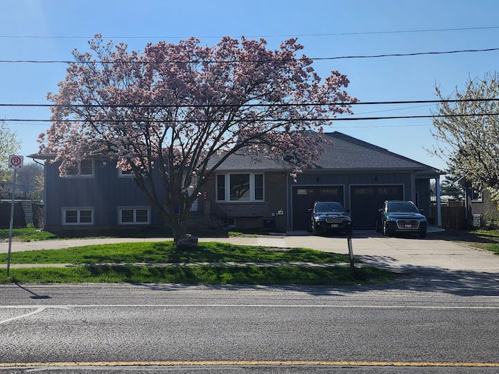 New 2 Bedroom Air Bnb In St. Davids - Niagara-on-the-Lake