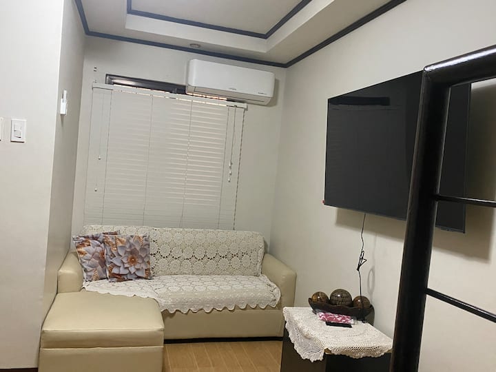 Myrna’s Apartment - Convenient Place To Stay. - Cabanatuan