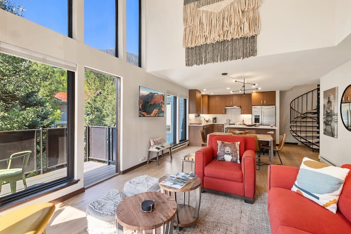 Sun, Decks & Telluride Views | 4br Escape - Silverton, CO