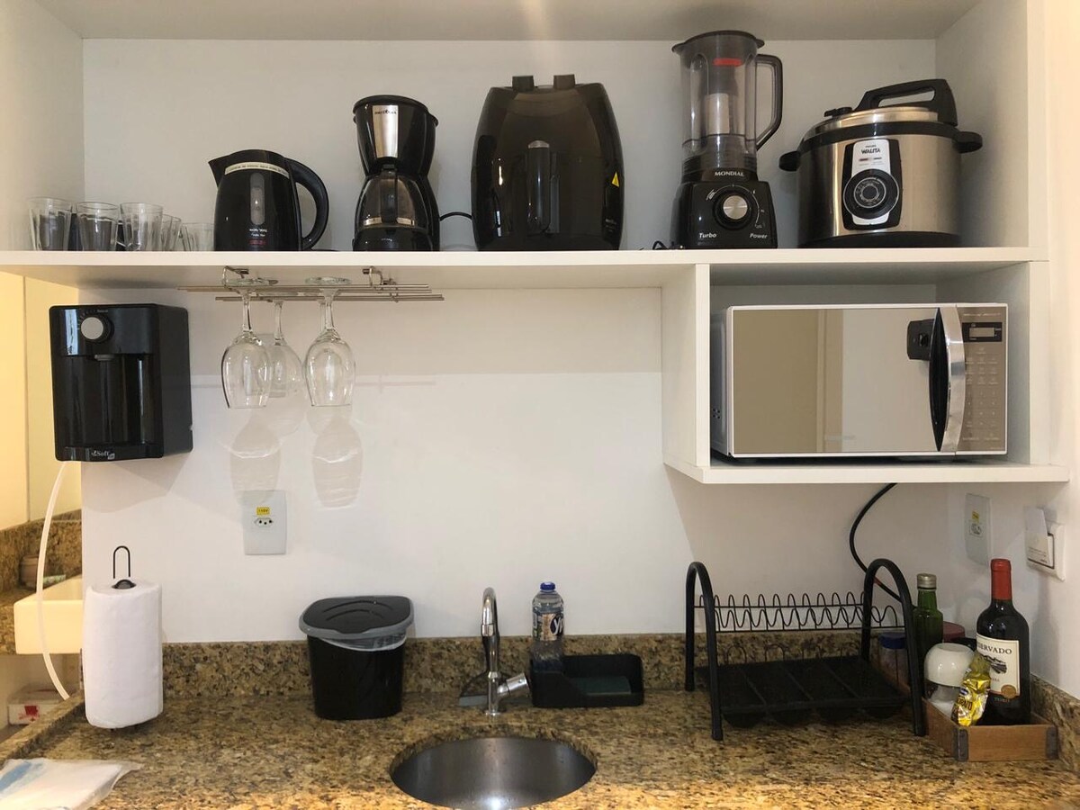 Top Airbnb: Cozy flat, Wi-Fi, smart TV, complete in Macaé