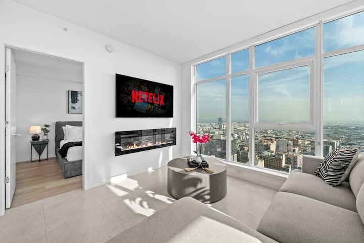 LA Pent House Luxury Suite - Walk to Crypto Arena
