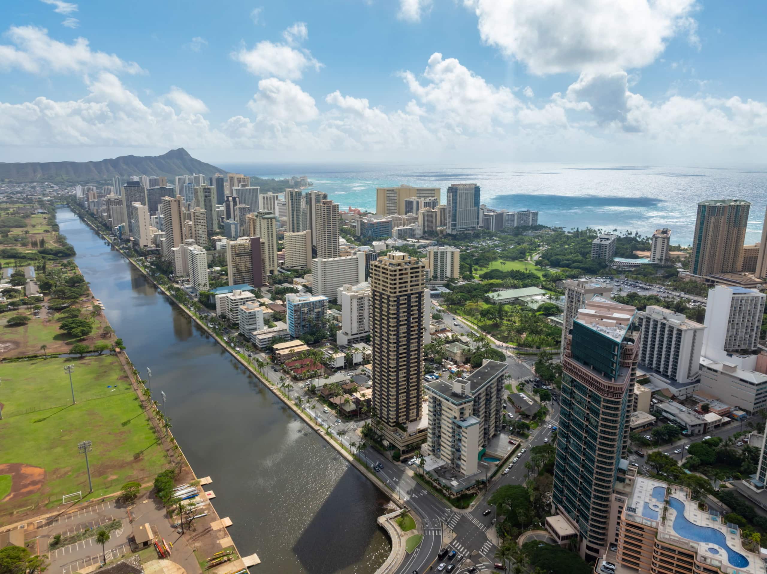 Condo in Honolulu · ★4.43 · 2 bedrooms · 3 beds · 1 bath - Image 20