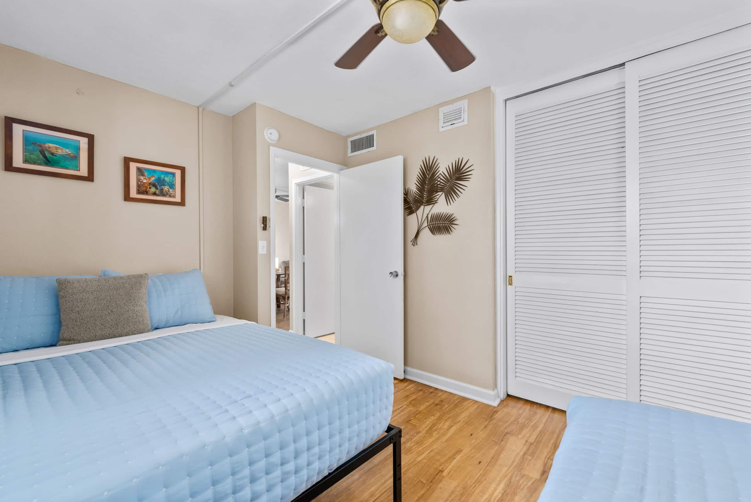 Condo in Honolulu · ★4.43 · 2 bedrooms · 3 beds · 1 bath - Image 16