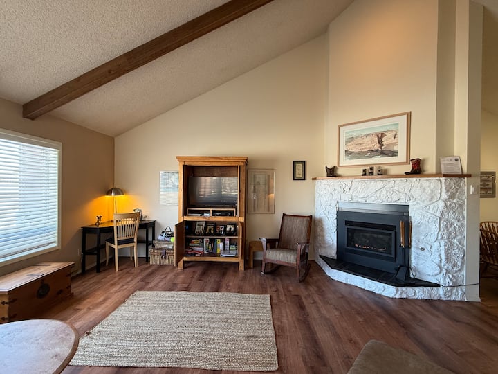 Talisman Amazing Views:
Walk To Uptown-sleeps 4 - Pagosa Springs, CO