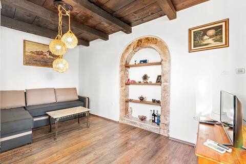 Successful Airbnb property: House Mondellebotte in Jehnići