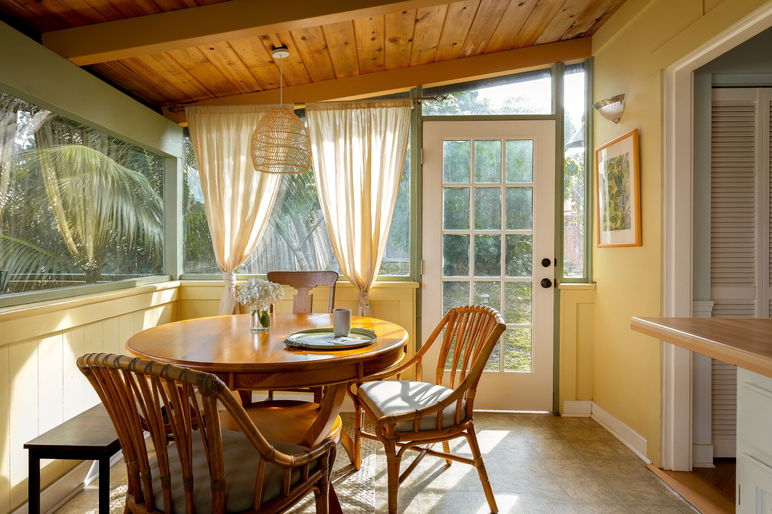 Private Garden Apartment in Historic Waimea Home - Image 6